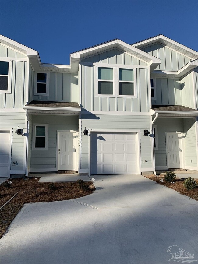 property at 1524 Farragut Way
