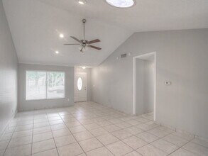2922 Loch Arbor Ct in Orlando, FL - Building Photo - Building Photo