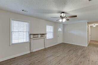 1755 Straw Valley Rd in Lawrenceville, GA - Building Photo - Building Photo