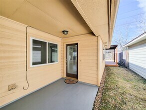 8611 Pool Creek Dr in Houston, TX - Building Photo - Building Photo