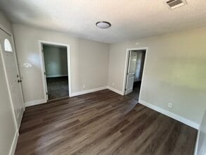 1602 Cadillac Dr in Mobile, AL - Building Photo - Building Photo