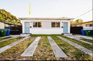 2160 NW 18th Terrace in Miami, FL - Building Photo