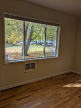 5220 SW Franklin Ave in Beaverton, OR - Building Photo - Building Photo