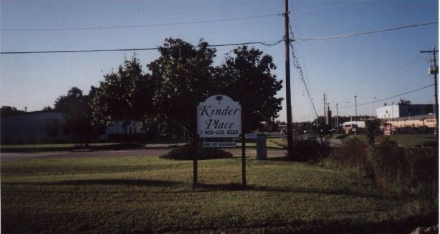 Kinder Place Mobile Home Park in Kingstree, SC - Foto de edificio