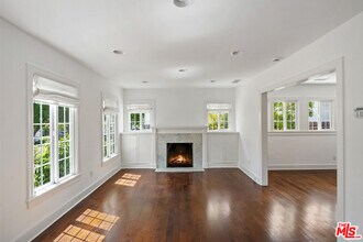 403 N Plymouth Blvd in Los Angeles, CA - Building Photo - Building Photo