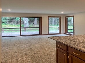 65 Baer Rd in Rollinsford, NH - Building Photo - Building Photo