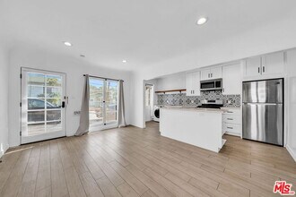 2546 3rd St in Santa Monica, CA - Building Photo - Building Photo