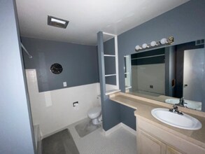 500 N Fox Hills Dr in Bloomfield Township, MI - Building Photo - Building Photo