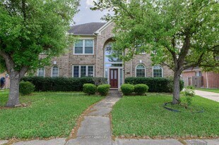 1610 Thunder Lake Ln in Sugar Land, TX - Building Photo