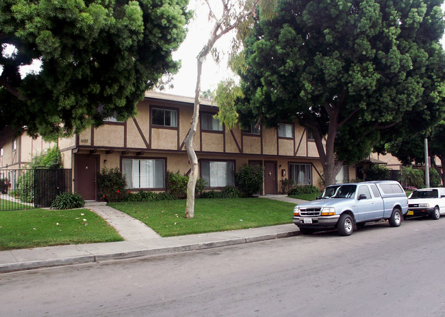 Southcrest Apartments in San Diego, CA - Building Photo - Building Photo