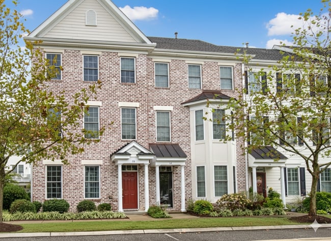 property at 112 Peyton Randolph Dr