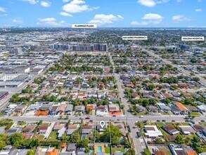 911 E 32nd St in Hialeah, FL - Building Photo - Building Photo