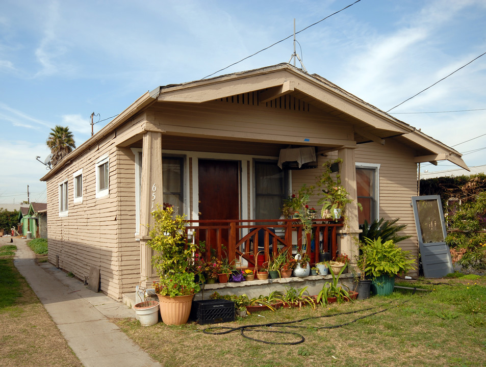 6517-6519 King Ave in Bell, CA - Building Photo