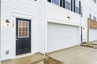 127 Sitka Willow Dr in Reynoldsburg, OH - Foto de edificio - Building Photo