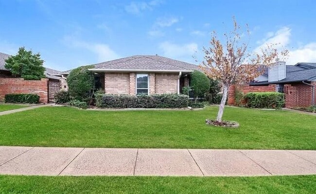 property at 624 NW 142nd St