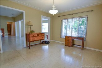 1860 SW 4th Ave in Miami, FL - Building Photo - Building Photo