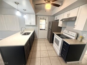 12 Parkwood Villas Ct in Lehigh Acres, FL - Building Photo - Building Photo
