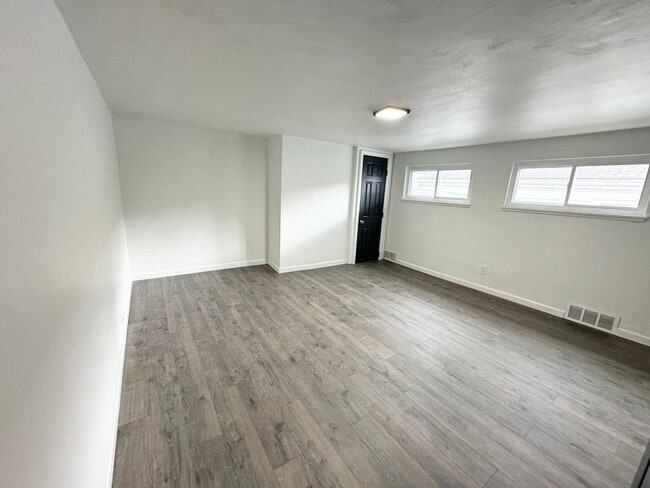 306-306 Pilgrim Way in Sharpsburg, PA - Building Photo - Building Photo