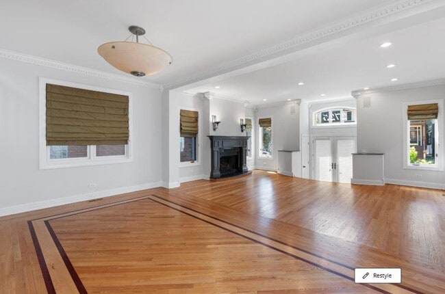 property at 2725 N Magnolia Ave