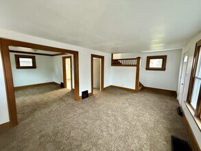 846 Lee Dr in Akron, OH - Building Photo - Building Photo