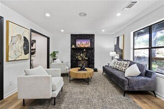 1249 N Lea Ct SE in Smyrna, GA - Building Photo - Building Photo