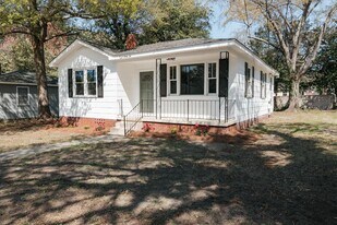 332 Guilford St in West Columbia, SC - Building Photo