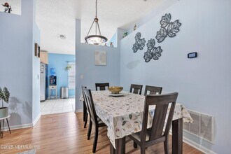 1374 Brookgreen Way in Orange Park, FL - Building Photo - Building Photo