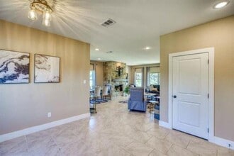 127 Uplift in Horseshoe Bay, TX - Building Photo - Building Photo