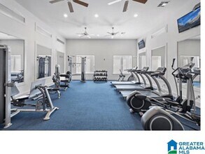 1840 Oxmoor Rd in Homewood, AL - Building Photo - Building Photo