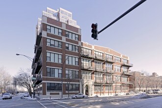 East Side Lofts in Chicago, IL - Building Photo - Building Photo