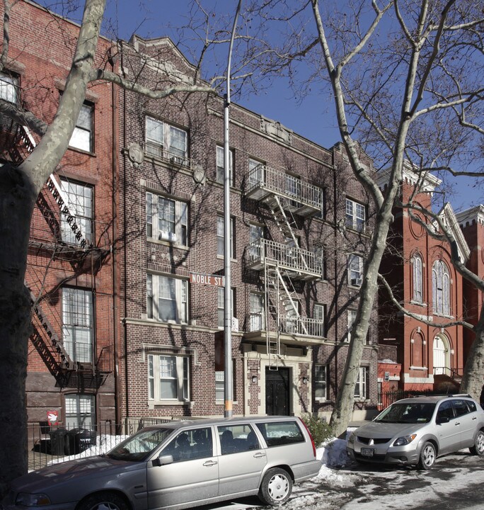 145-147 Noble St in Brooklyn, NY - Building Photo