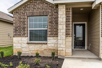 2775 Calandra Lark in Canyon Lake, TX - Building Photo - Building Photo