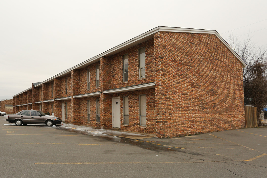 Town House Apartments in Jacksonville, AR - Foto de edificio