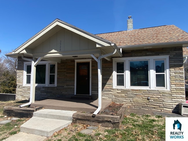 property at 3348 S 42nd St