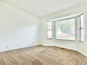 617 Orangewood Ln in Sandy, UT - Building Photo - Building Photo