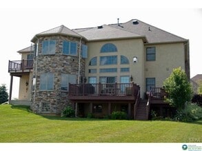 59 Carousel Ln in Easton, PA - Building Photo - Building Photo