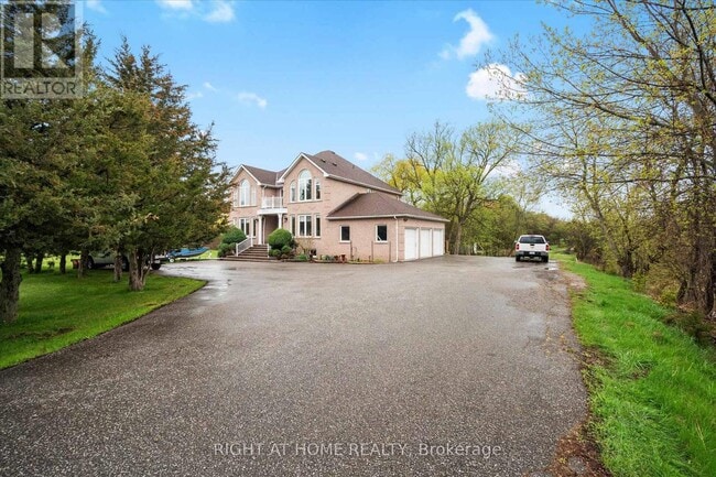 property at 5730 Halls Rd N
