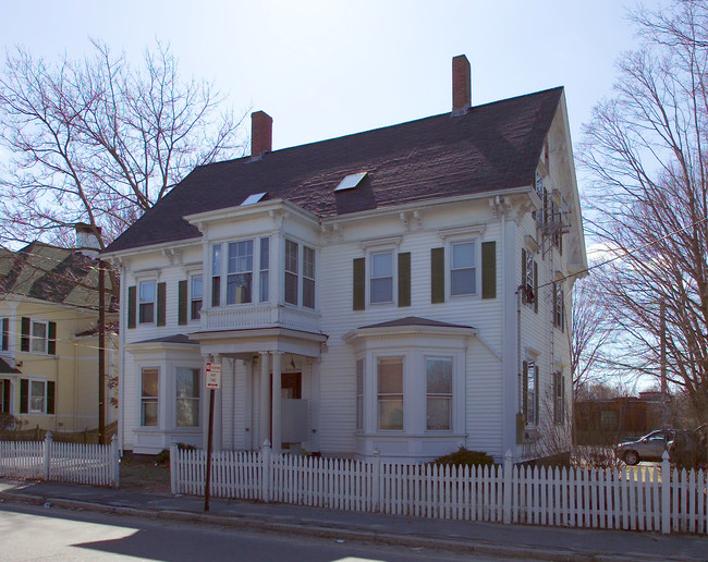 10 N Pleasant St in Taunton, MA - Building Photo - Building Photo