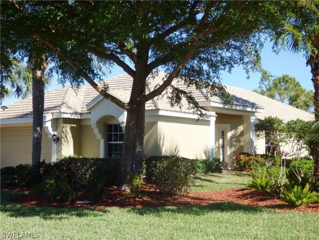 10051 Oakhurst Way in Ft. Myers, FL - Building Photo - Building Photo