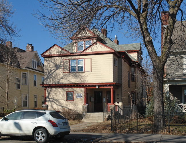 1814 11th Ave in Minneapolis, MN - Building Photo - Building Photo