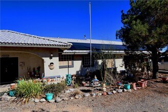 2751 S Dandelion St in Pahrump, NV - Building Photo - Building Photo