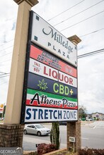 175 Habersham Way in Athens, GA - Building Photo - Building Photo