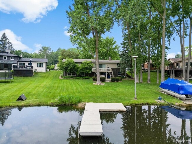 property at 5250 Bronco Dr