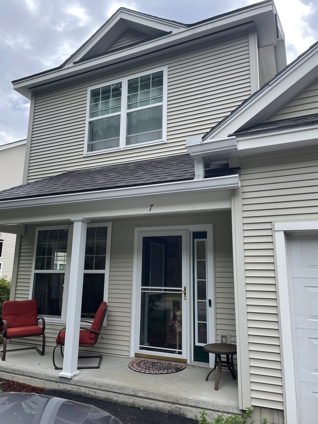 7 Marion Ave, Unit 7 Marion Ave in Essex, VT - Foto de edificio - Building Photo