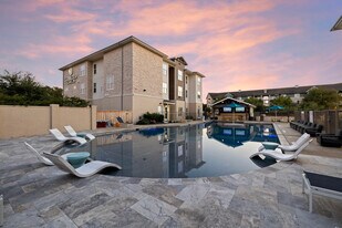 Holleman Crossing in College Station, TX - Building Photo