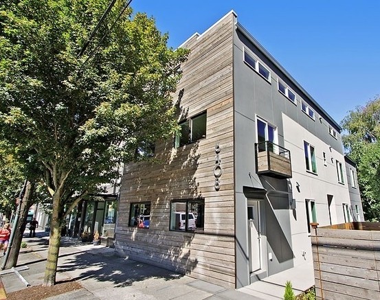 6408 Phinney Ave N in Seattle, WA - Building Photo