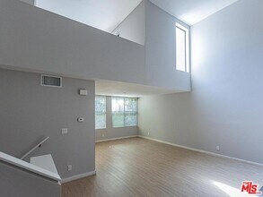 1610 Camden Ave in Los Angeles, CA - Building Photo - Building Photo