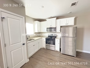 300 N 2nd St in Austin, AR - Building Photo - Building Photo