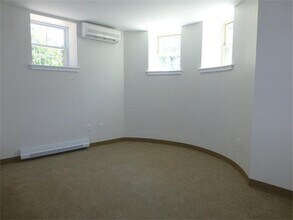 48 Kent St, Unit 1 in Brookline, MA - Building Photo - Building Photo