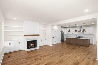 337 Gatewood Ave in Nashville, TN - Building Photo - Building Photo